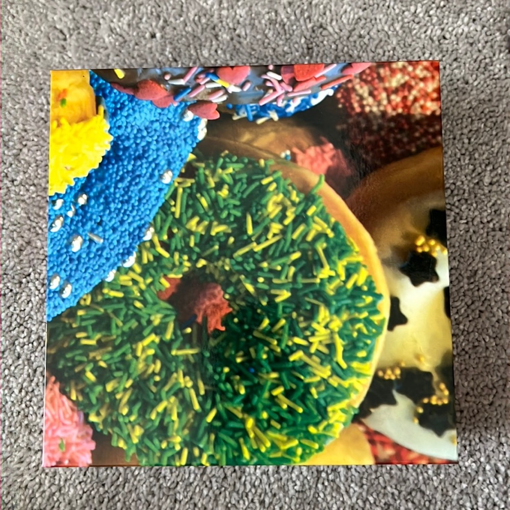 Donut puzzle. 500 pieces